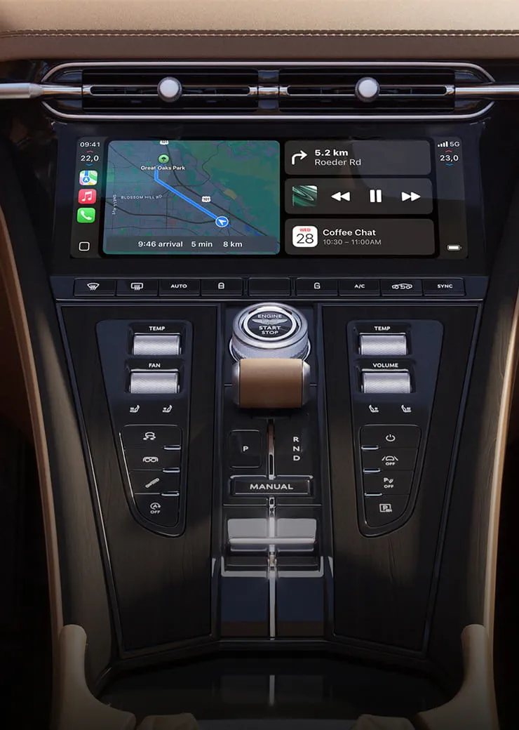 Apple CarPlay Ultra®